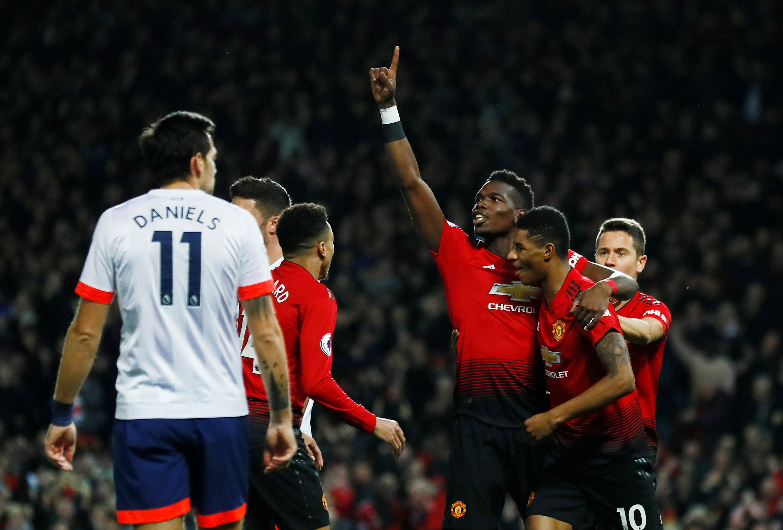 纳提供了更 纳提供了更